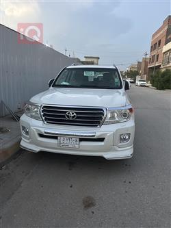 تۆیۆتا لاند کروزەر